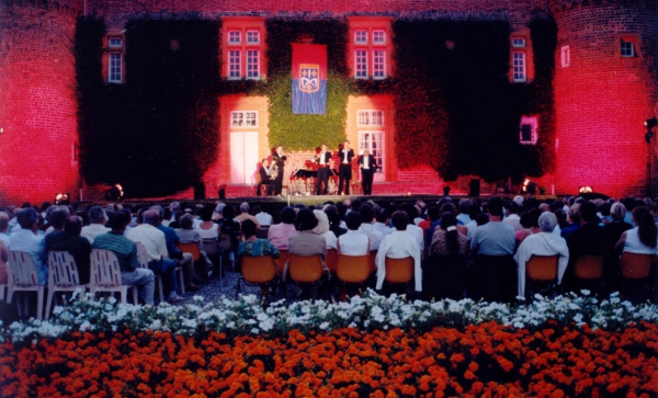 Quintette de Cuivres Paul Dukas - Château de La Grange à Lapeyrouse - 9 août 1997