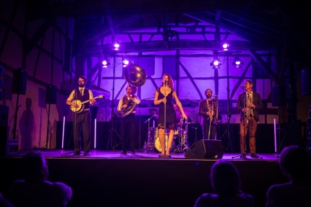 Mardi 22 juillet - The Sassy Swingers - Halles de Châtillon-sur-Chalaronne - 29e festival Cuivres en Dombes