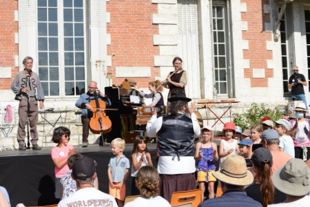Dimanche 25 juillet - Journée Famille : le Piano Ambulant - Château du Biard à Châtenay - 25ème Festival Cuivres en Dombes 2021