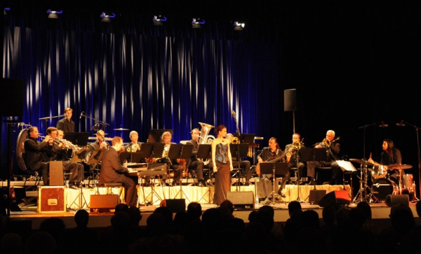 Ensemble de Cuivres et Percussions de l'Orchestre National de Lyon & Catali Antonini - Espace Bel Air à Châtillon-sur-Chalaronne - Vendredi 20 Juillet 2012