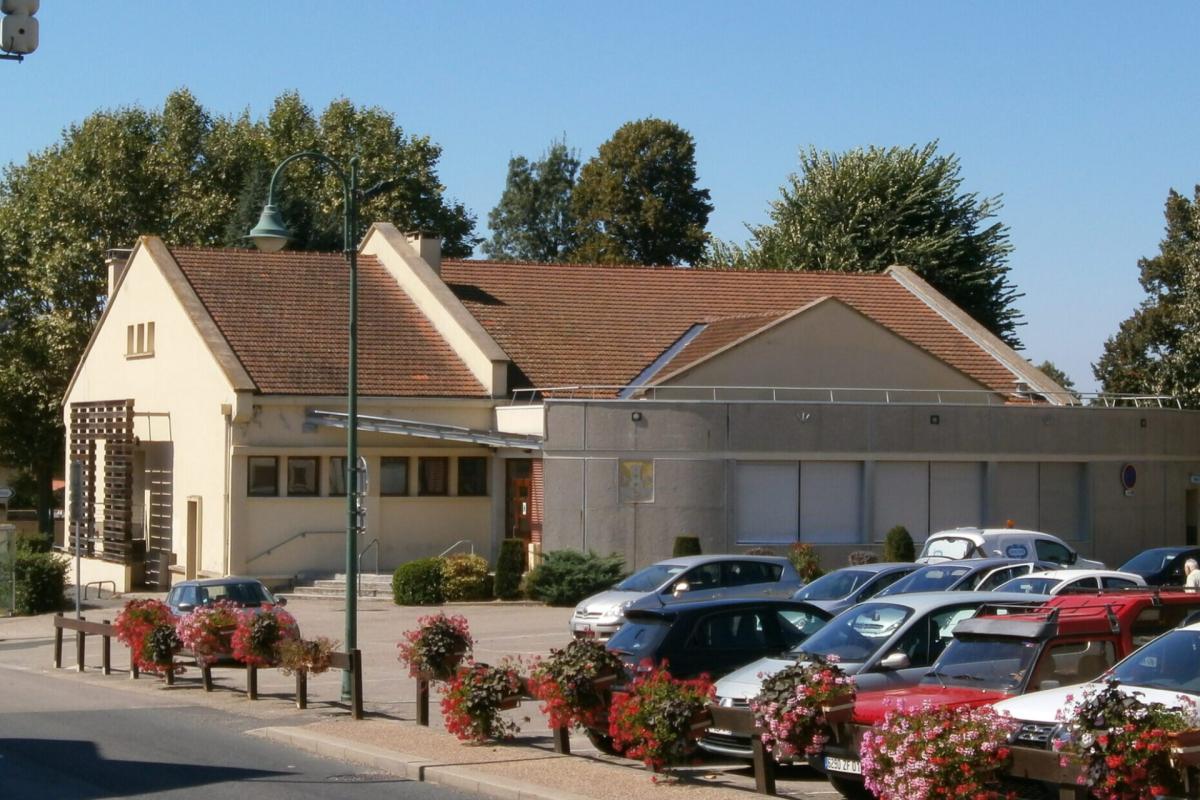 Parc de la salle polyvalente à Ambérieux-en-Dombes