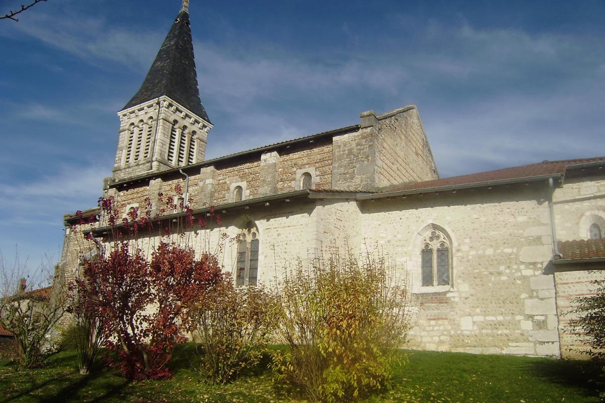 Place de l'Église à Châtenay